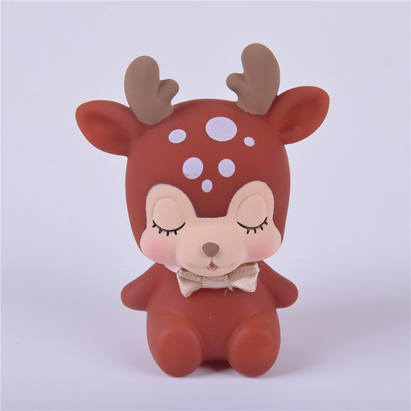 Fawn cake decoration